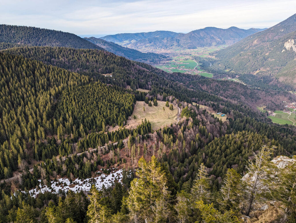 Aussicht vom Leonhardstein zum Tegernsee