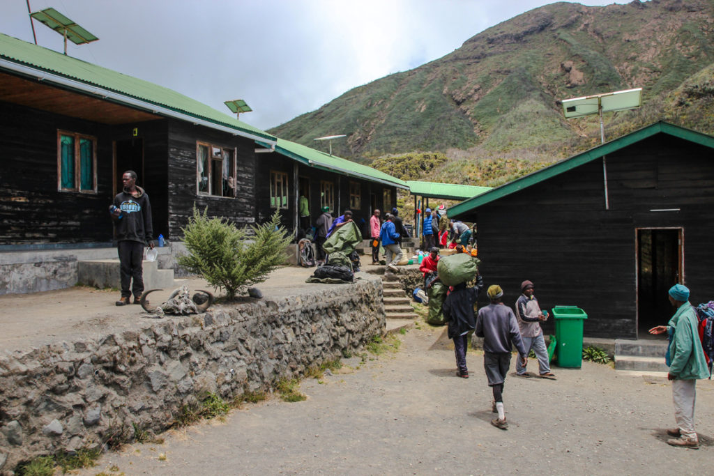 Aufbruch von der Saddle Hut