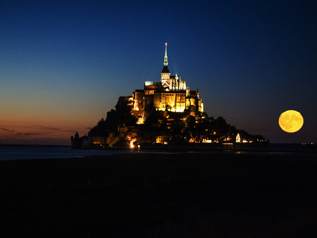 Mont Saint Michel im Vollmond