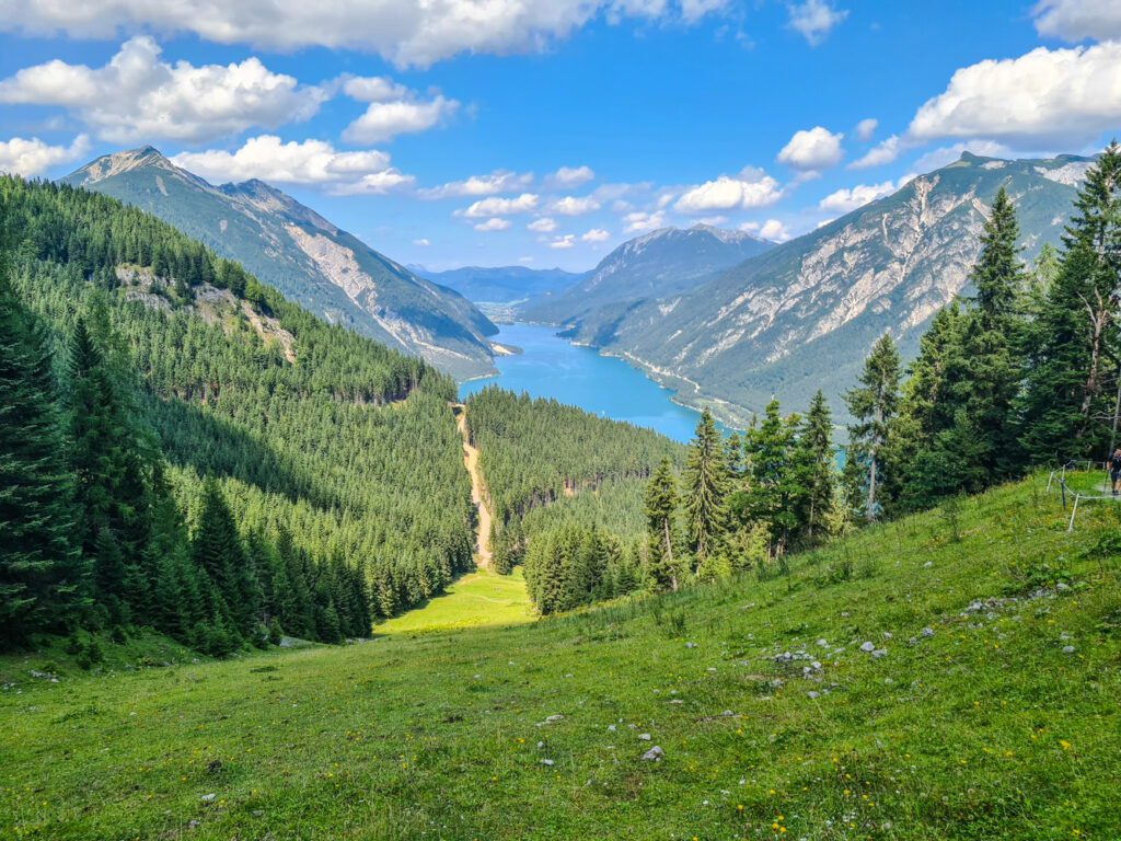 Blick auf den Achensee von der Skipiste
