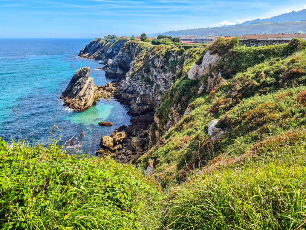 Steilküste hinter Llanes