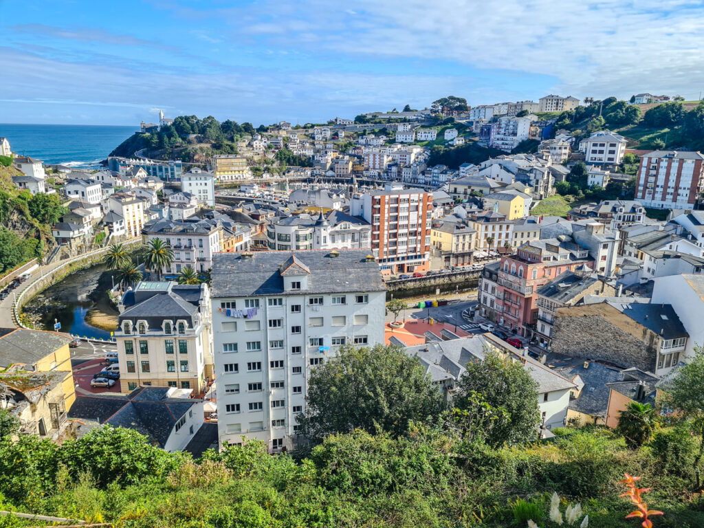 Blick auf Luarca