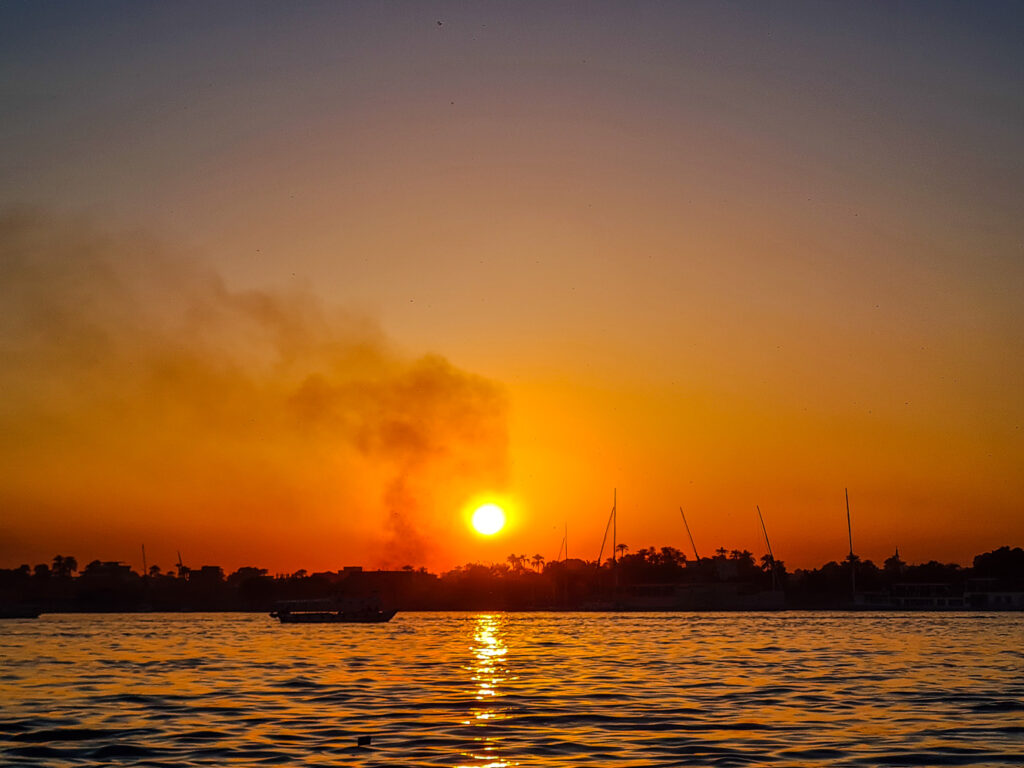 Sonnenuntergang über dem Nil