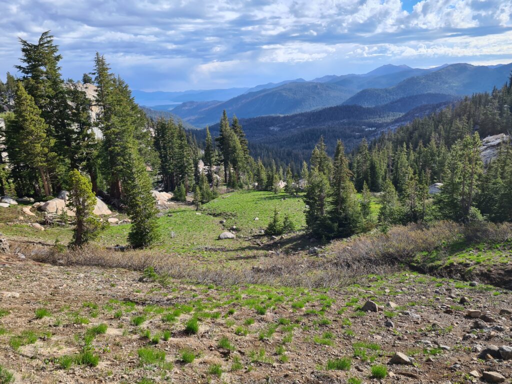 Lake Tahoe in der Ferne