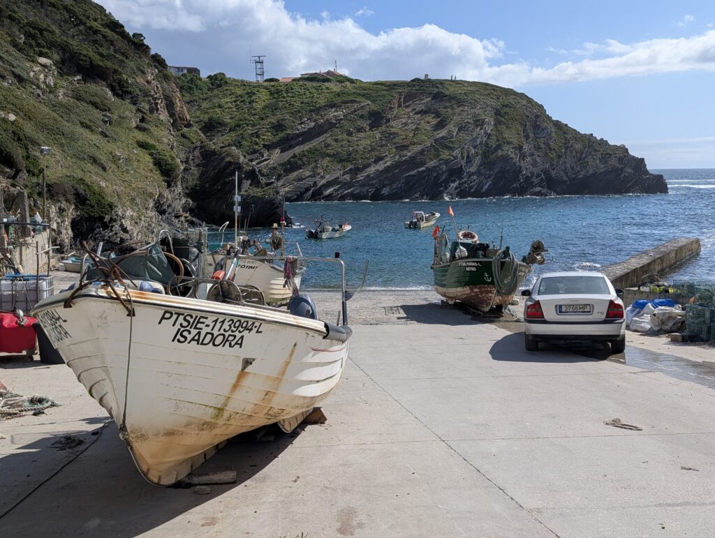 Hafen von Entrada da Barca