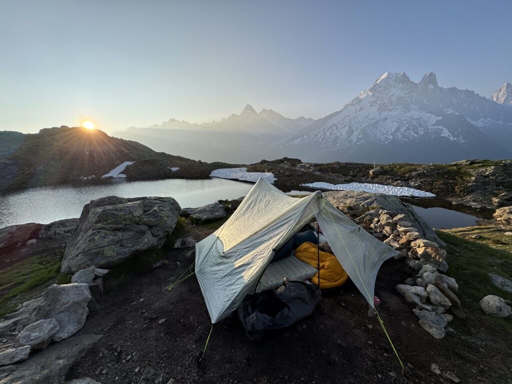 Sonnenaufgang am Lac de Chésery