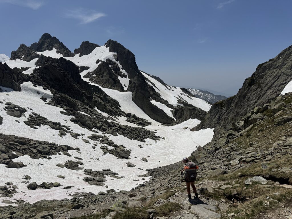 Schneefelder auf dem Weg zum Brévent