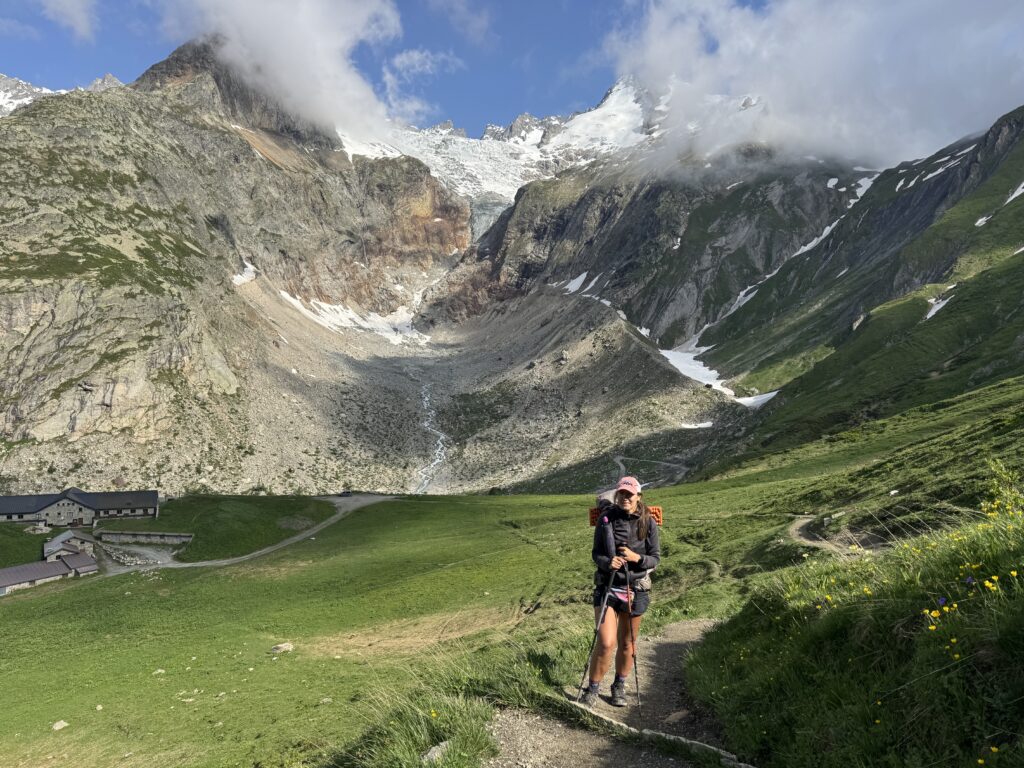 Aufstieg zum Col Grand Ferret mit Refugio Elena unter mir