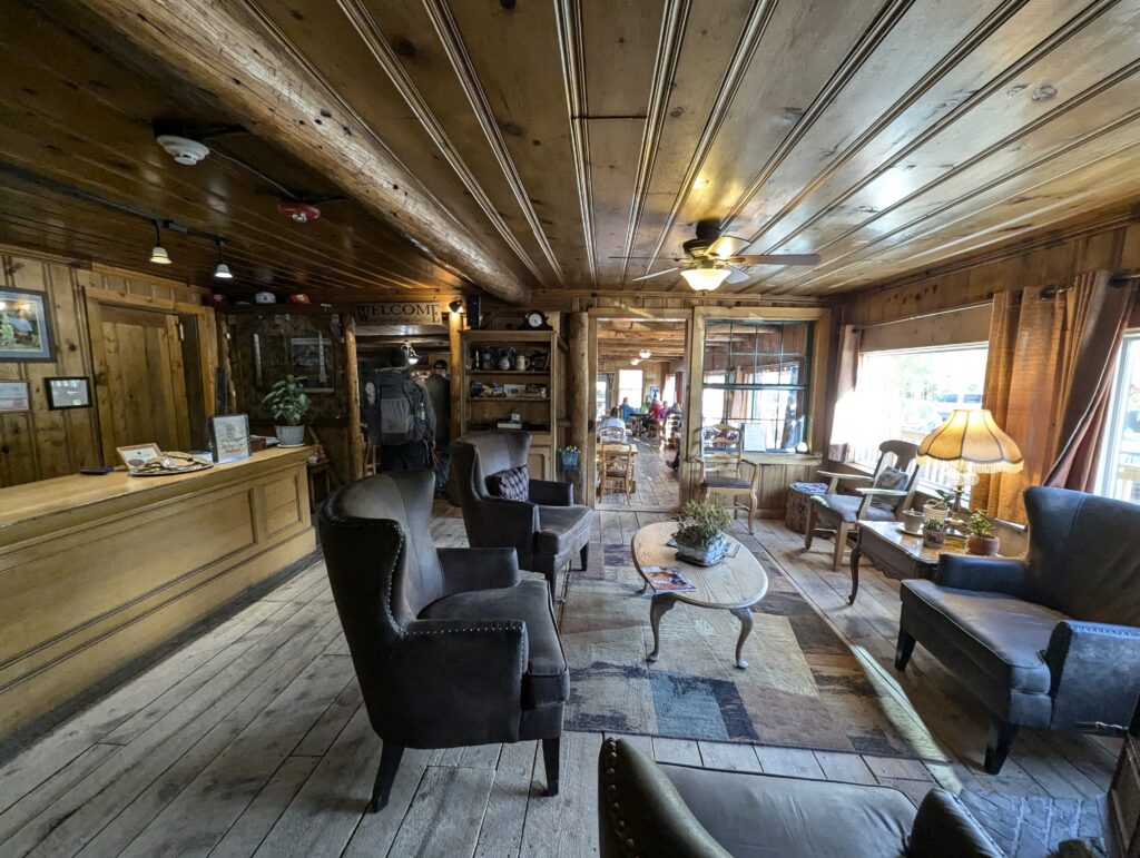 Die gemütliche Twin Lakes Lodge