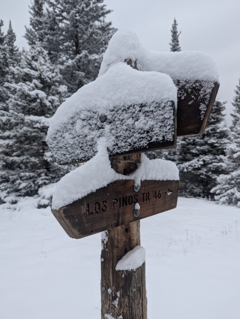 Wir stapfen durch frischen Schnee nach Cuba