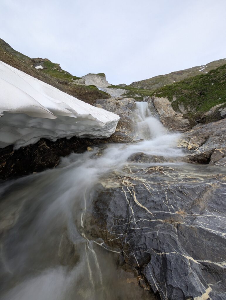 Abstieg nach La Ville des Glaciers