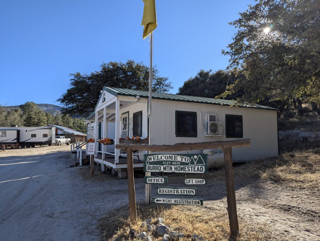 Burro Mountain Homestead: Heute keine Softdrinks, aber ein guter Ort zum Rasten