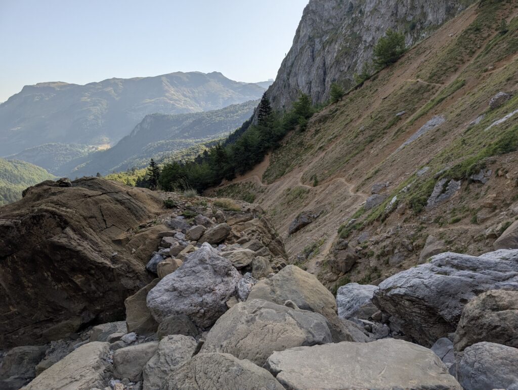 Erodierter Trail nach Candanchú