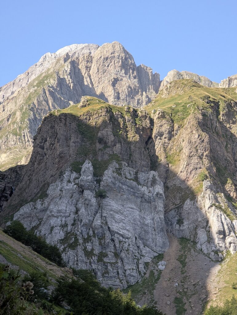 Felswände bei Candanchú