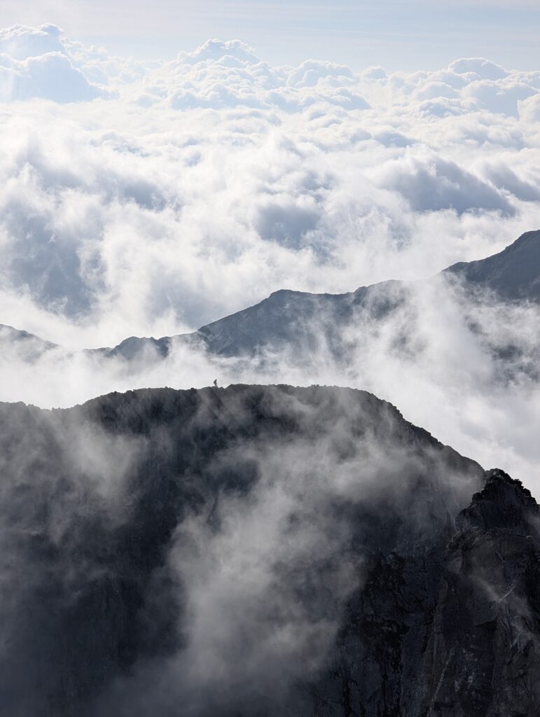 Blick auf den gegenüberliegenden Grat vom Pic du Canigou