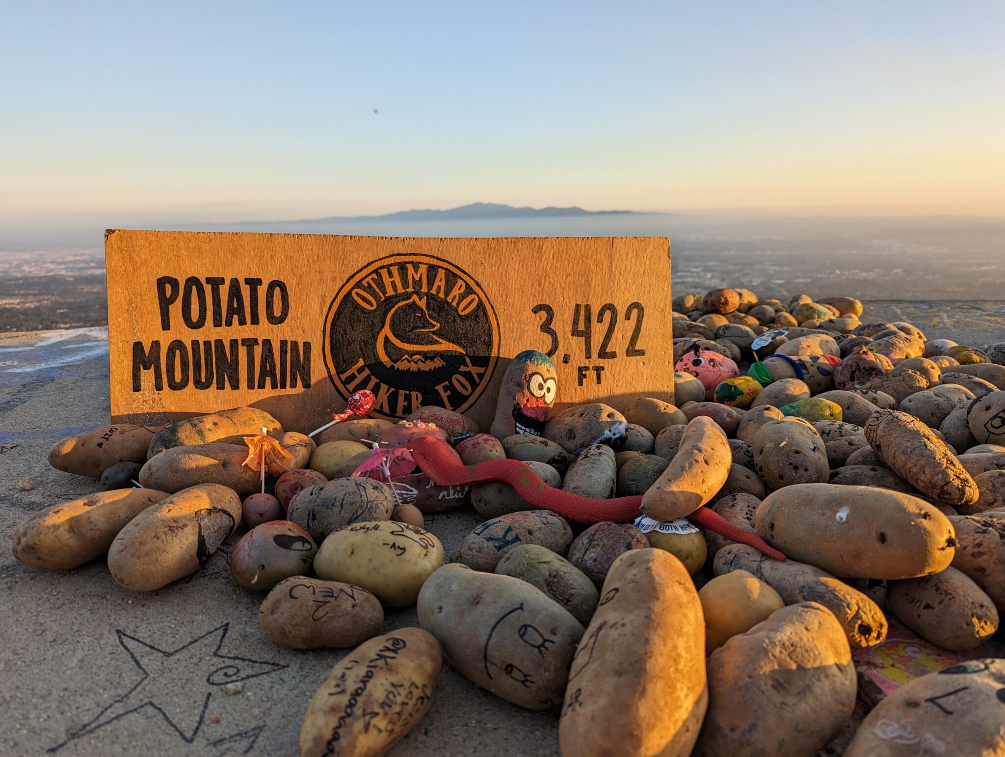 Kartoffelopfergabe am Potato Mountain