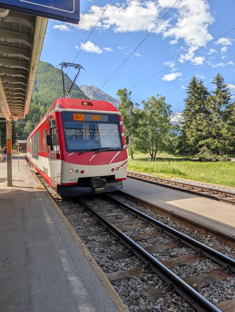 Erster Zug nach Visp