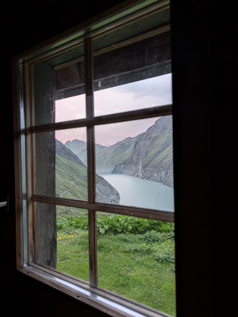 Blick vom Refuge de la Barmaz auf den Lac des Dix
