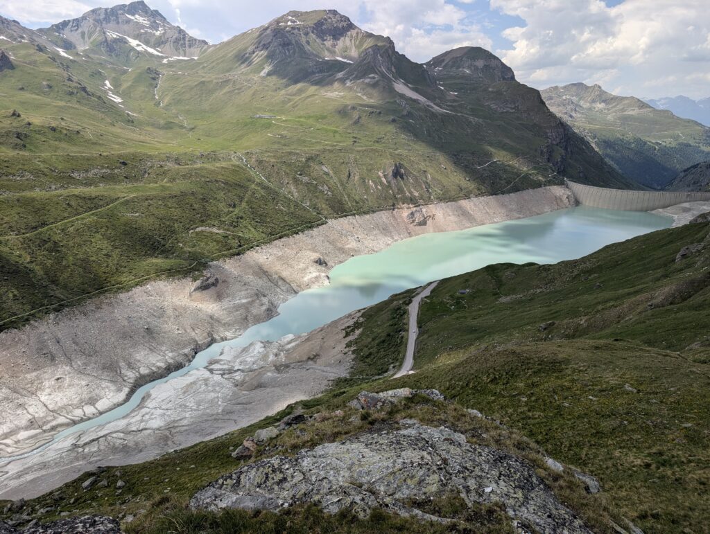 Blick auf Lac de Moiry
