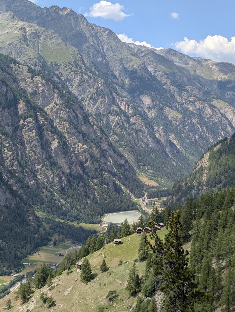 Blick hinunter nach Herbriggen