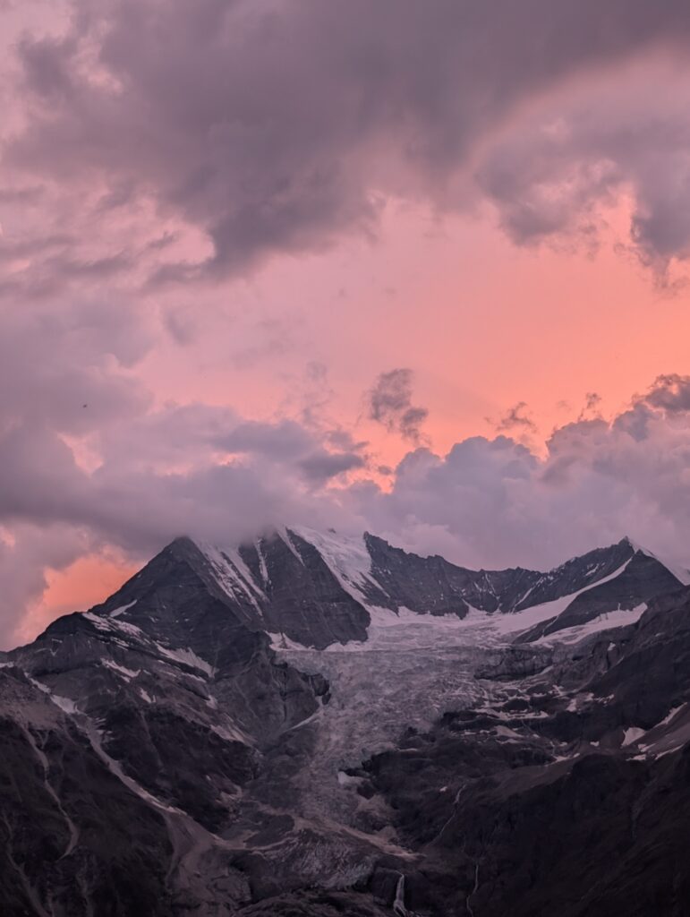 Sonnenuntergang über dem Weisshorn