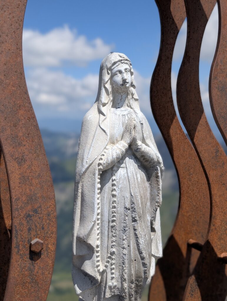 Madonnenstatue auf der Vorderen Grauspitze