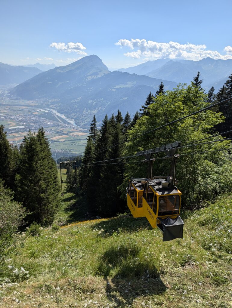 Abfahrt mit der Älplibahn