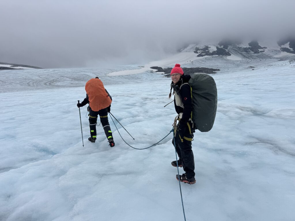 Auf dem Fannaråkbreen Gletscher