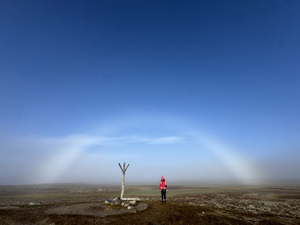 Ein Nebelbogen in der Hardangervidda