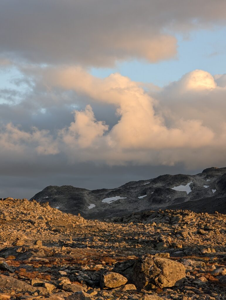 Sonnenuntergang auf dem Massiv Trail