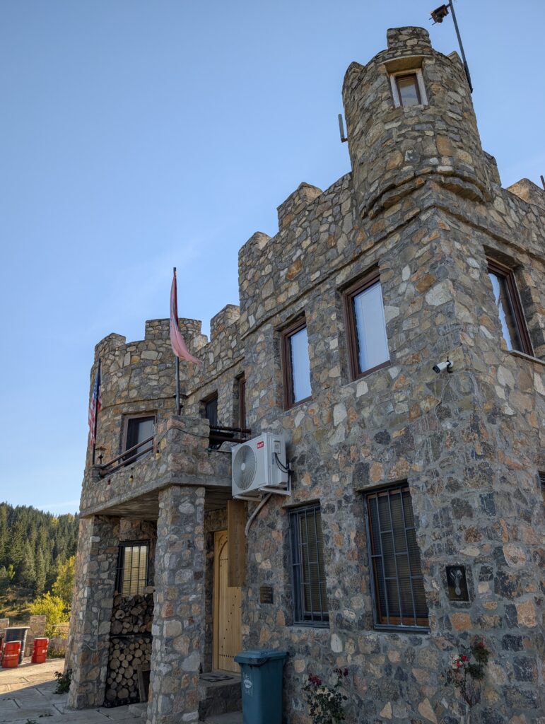 Sun Castle in Dugaivë